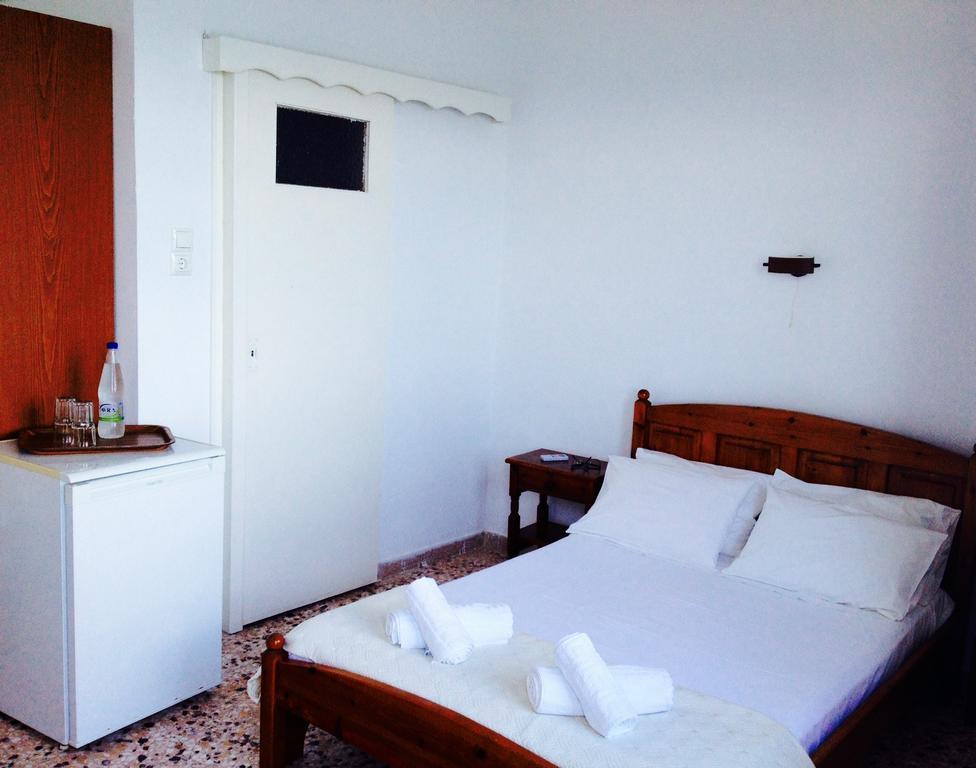 Chrisopetro Rooms Marathókampos Pokoj fotografie